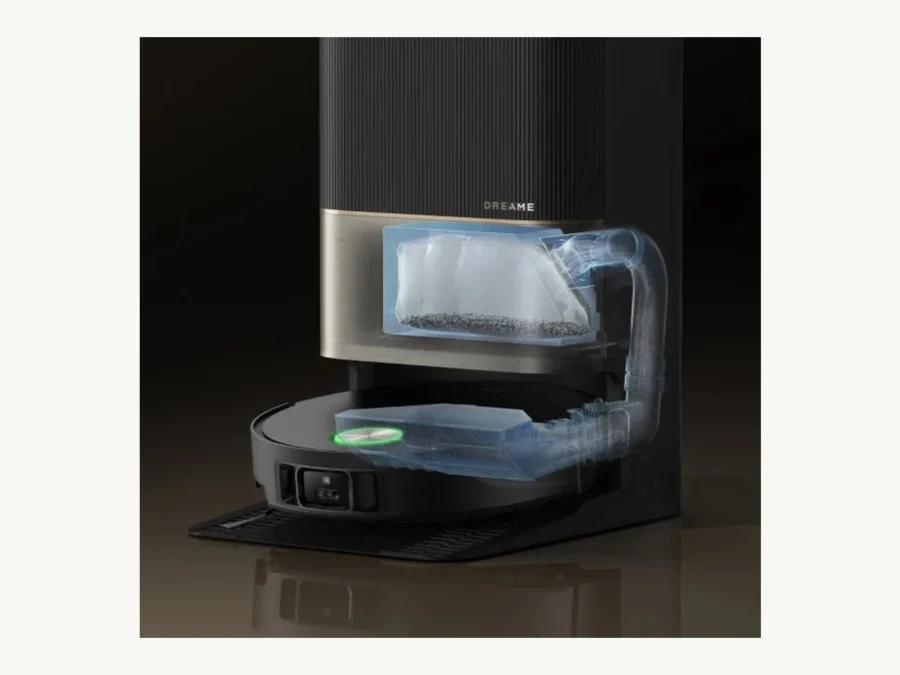 Robot vacuum dock with mop and dust maintenance