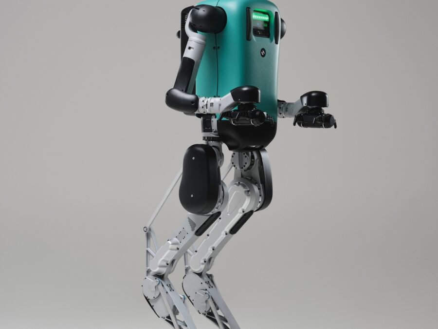 Agility Digit — oficjalne zdjęcie robota z materiałów Agility Robotics