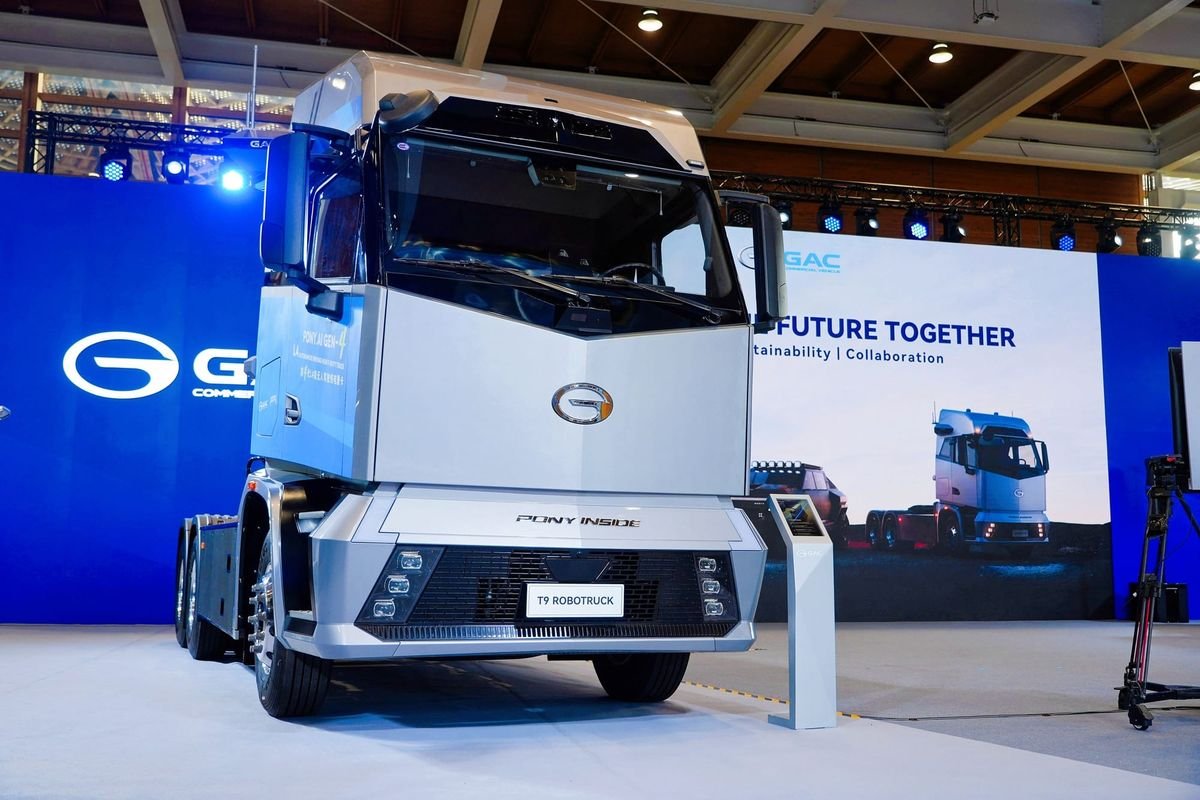 Pony.ai Gen-4 Robotruck on the GAC T9 platform — official launch photo