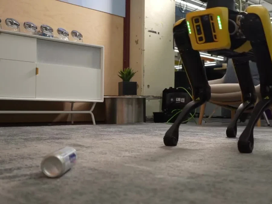 The physical Spot robot before picking up a can in Google’s Gemini 4 Argon demonstration